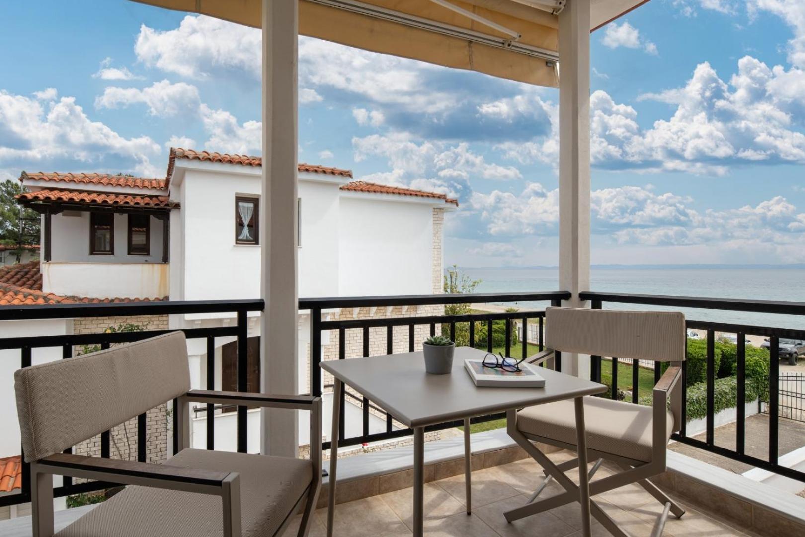 Assano Seafront Luxury Apartamento Nikiti  Exterior foto