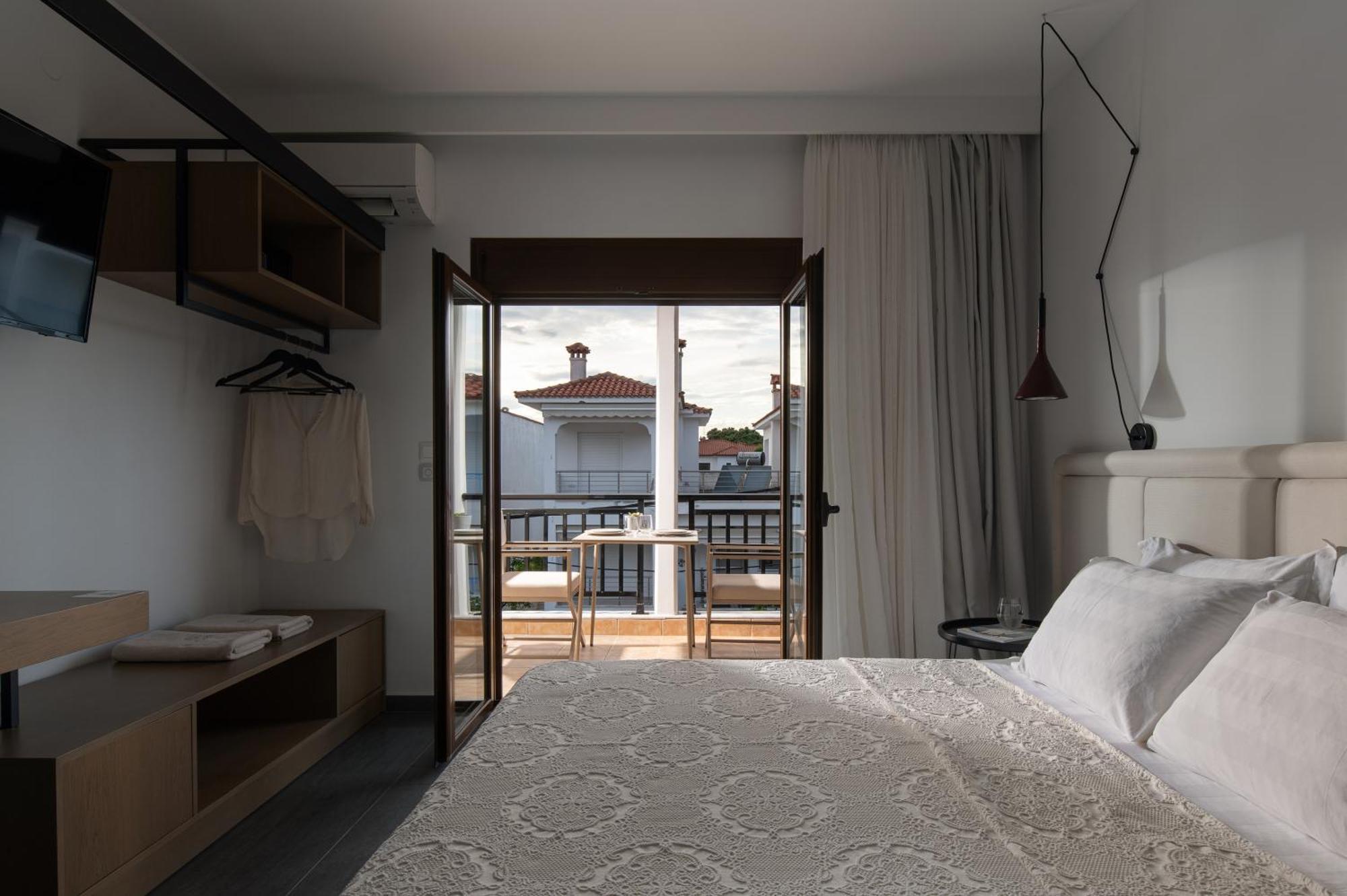 Assano Seafront Luxury Apartamento Nikiti  Exterior foto